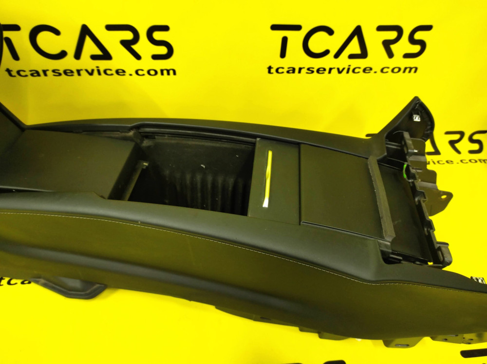 Центральная консоль с подлокотником и вещевым отделением White Tesla Model S 2016-2021, X 2015-2021 1026728-SX-W  Фото №4