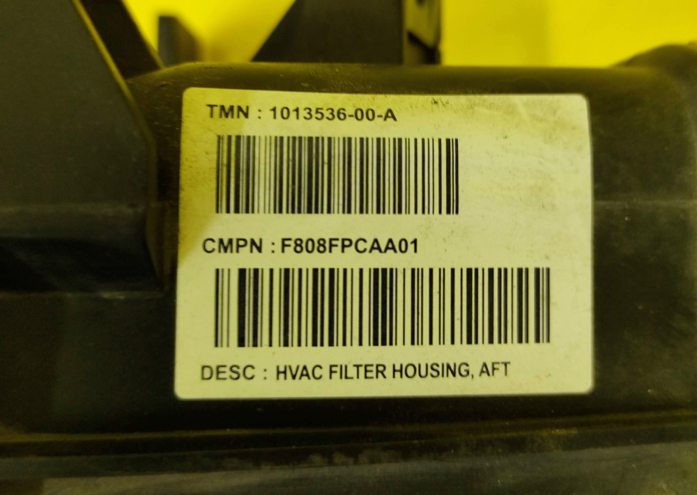 Соединительный воздуховод корпуса фильтра салона и климатической установки Tesla Model S 2012-2016 1013536-00-A  Фото №4