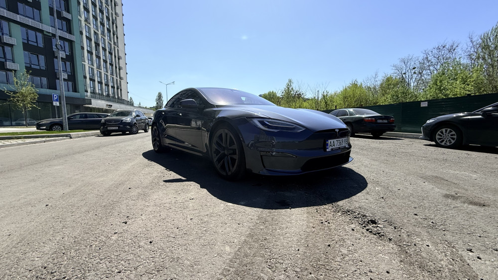 Tesla Model S Plaid 2021  Фото №7