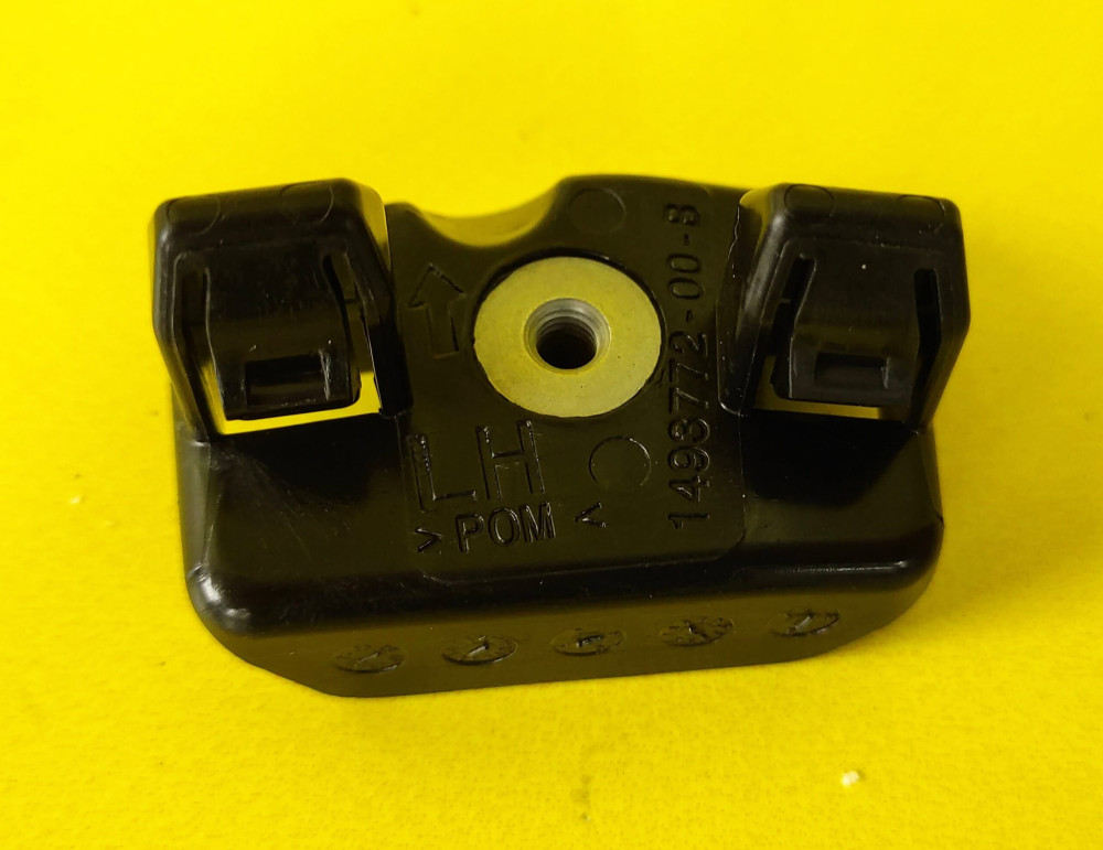 Кронштейн переднего бампера центральный слева Tesla Model Y 2020-2025 1493772-00-B  Фото №3