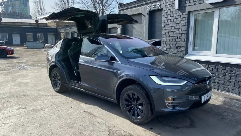 Tesla Model Х AP 2.0 90 2016  Photo №16