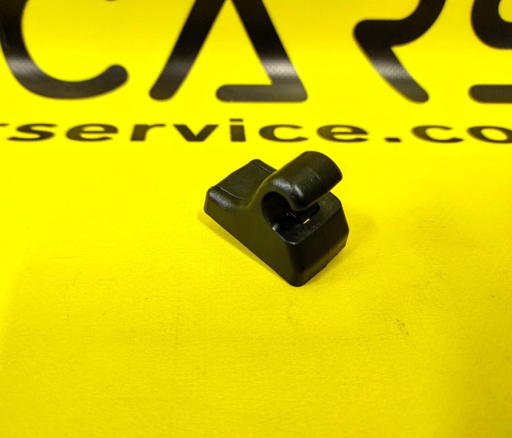 Tesla Model S 2012-2021 Sun Visor With Cover Center Support Black OEM (used) 1002479-02-E  Photo №2