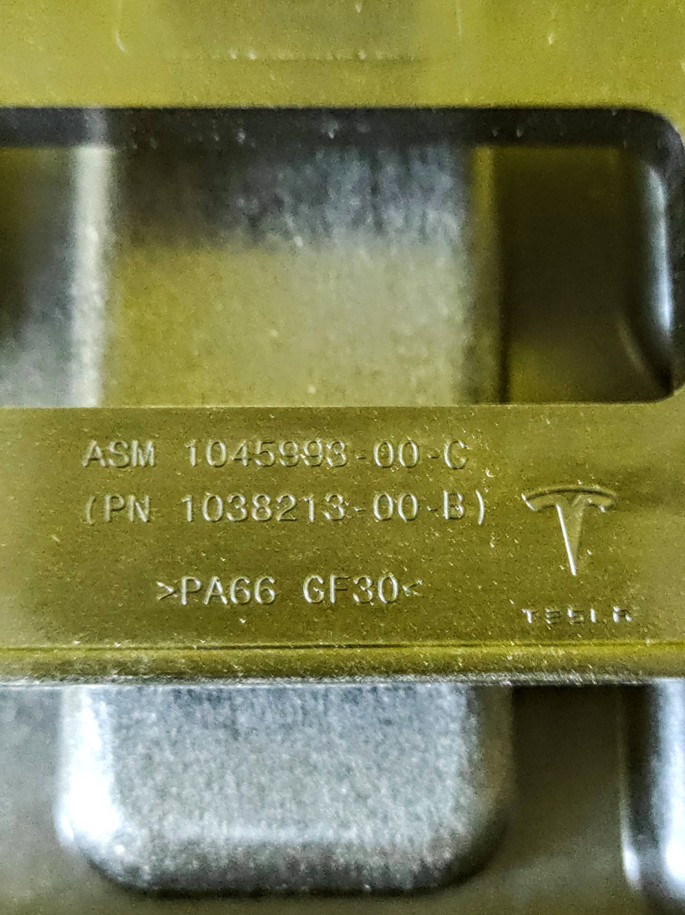 Tesla Model S 2012-2016 Radar Bracket Assembly Autopilot Ver. 1.0 OEM (new) 1045993-00-C  Photo №4