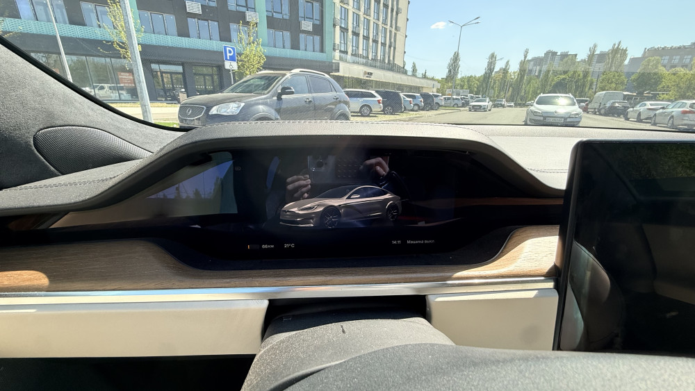 Tesla Model S Plaid 2021  Фото №16