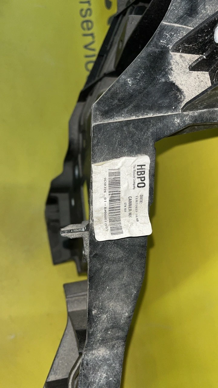 Панель передня (телевізор) Tesla Model XP Palladium 2021+ 1610729-00-B  Фото №3