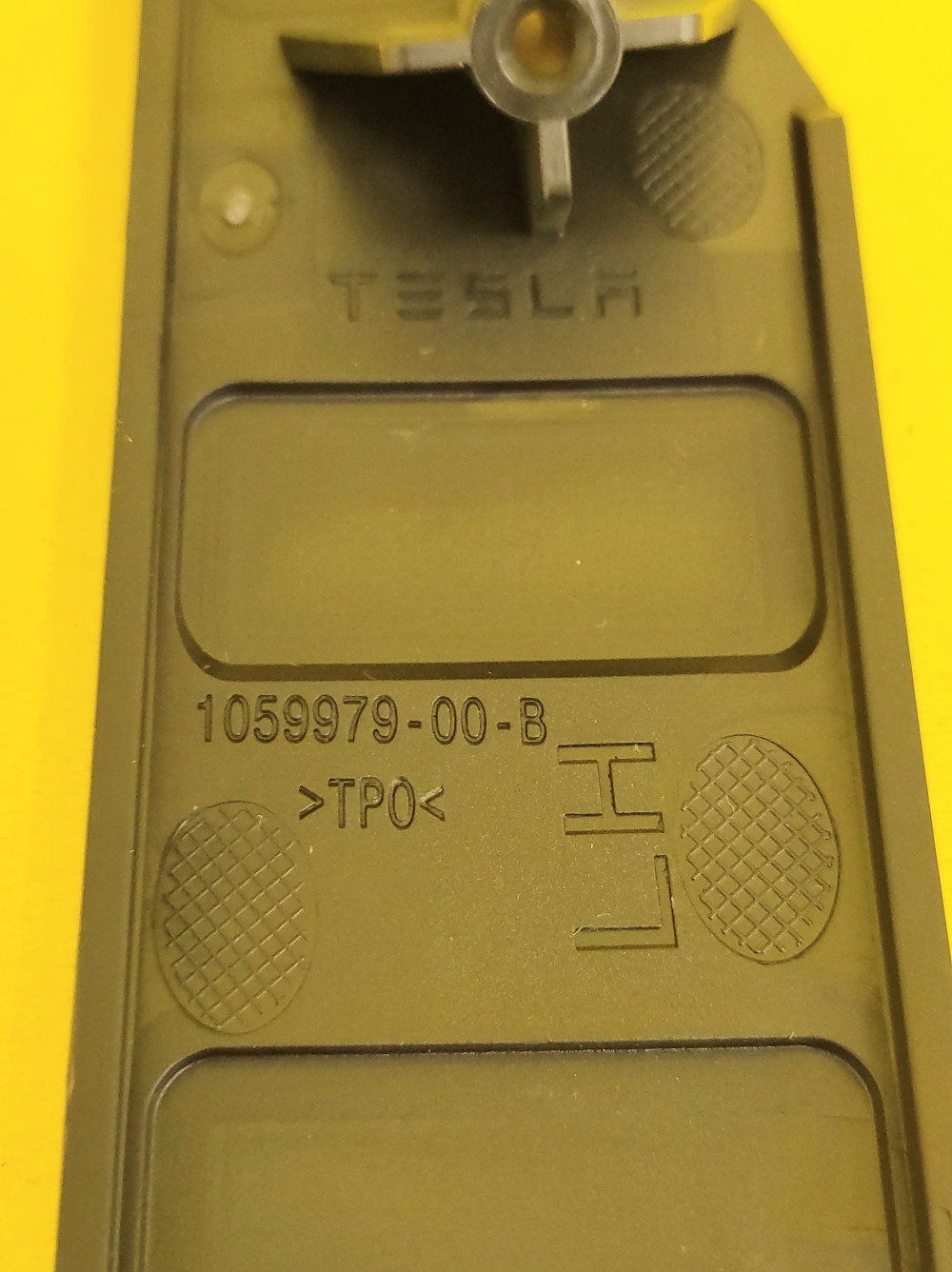 Tesla Model S 2016-2021 Front Fog Lamp Bracket Left Side OEM (new) 1059979-00-B  Photo №3