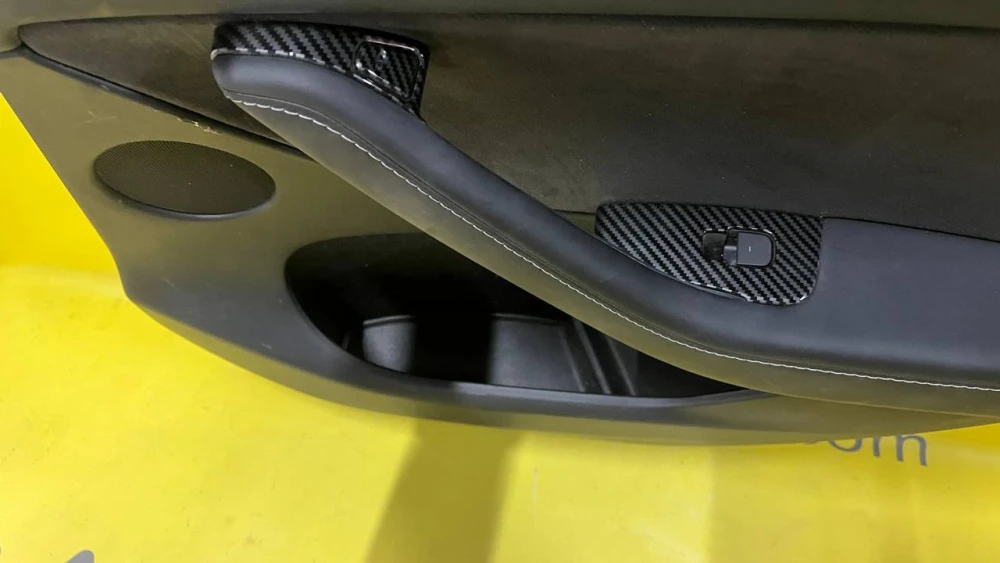 Карта дверей задніх правих  (чорна) Tesla model Y 20-25 1697297-01-I  Фото №3