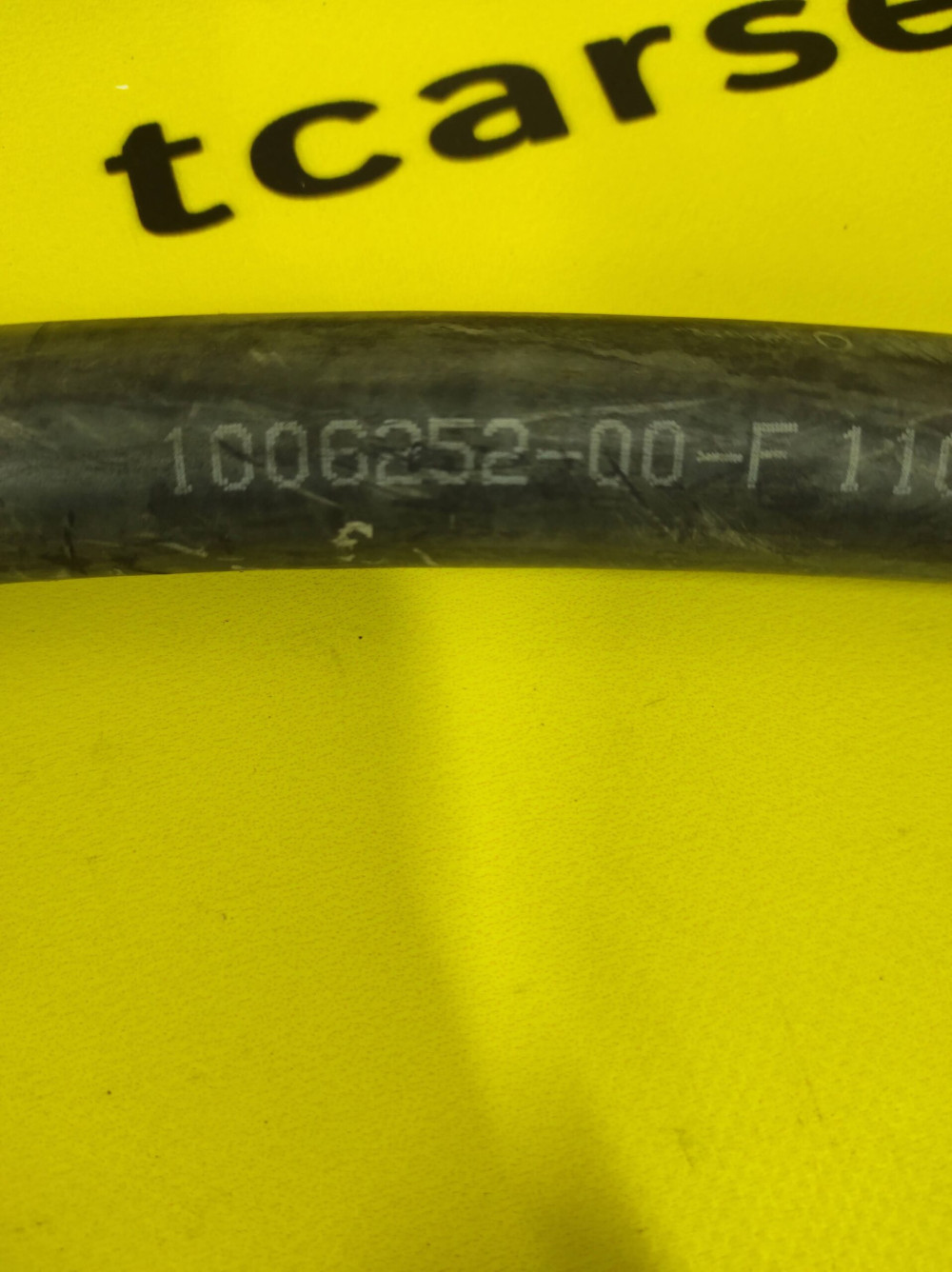 Шланг системы охлаждения на чарджер Tesla Model S 2012-2016 1006252-00-F  Фото №3