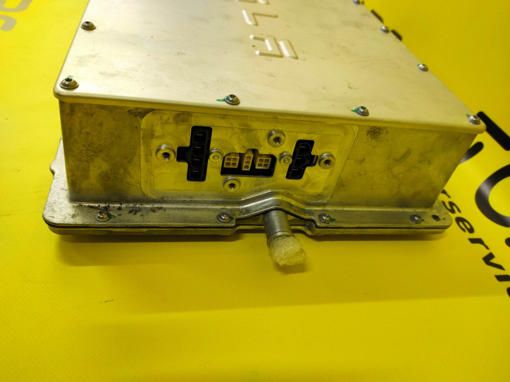Чарджер блок основной батареи GEN 1 Tesla Model S 2012-2016 6009278-00-F  Фото №4