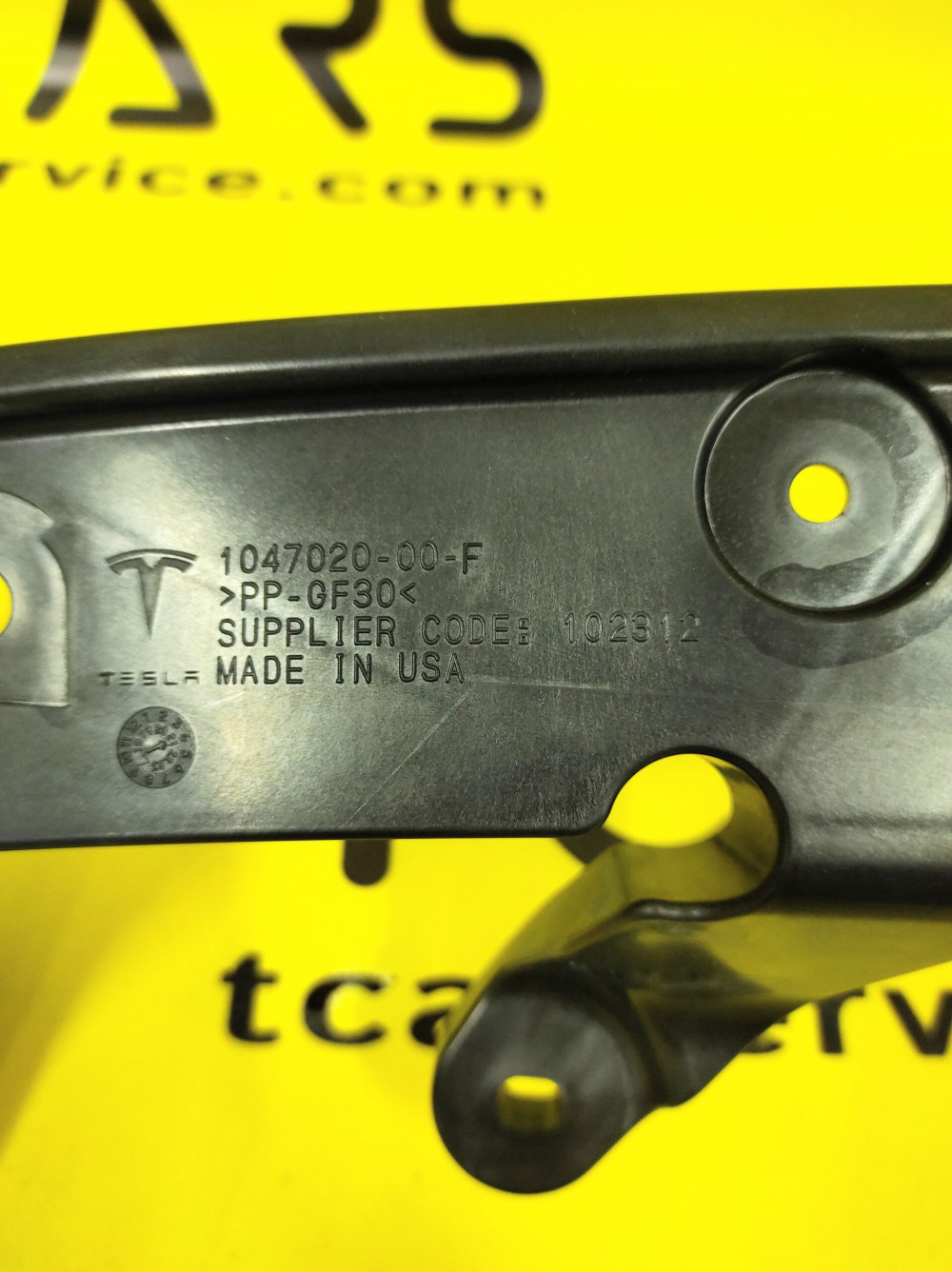 Tesla Model X 2015-2021 Front Bumper Upper Grille Bracket OEM (new) 1047020-00-F  Photo №4