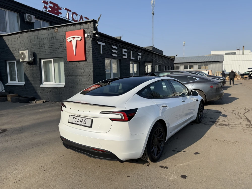 Tesla Model 3 2024 EU Highland  Фото №6