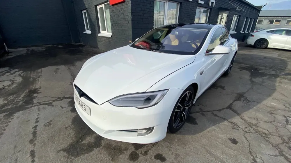 Tesla Model S AP 1 85D 2015  Фото №7