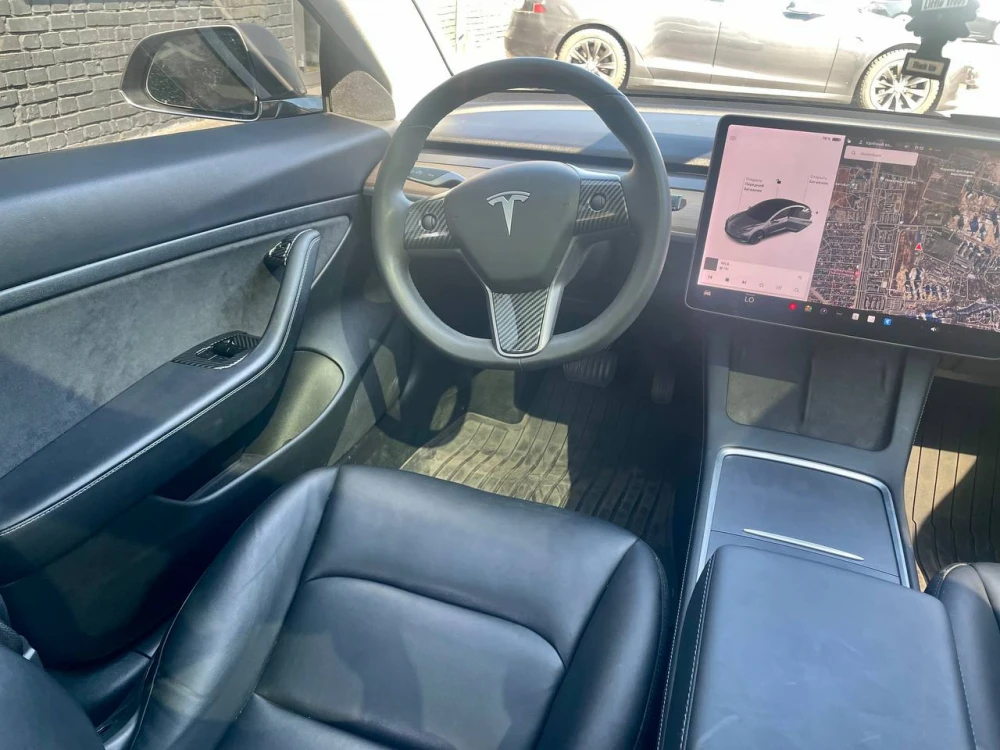 Tesla Model 3  Standard Plus 2020  Фото №7