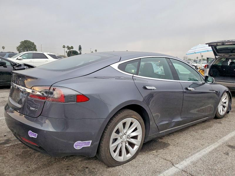 Tesla Model S 100D 2018  Photo №5