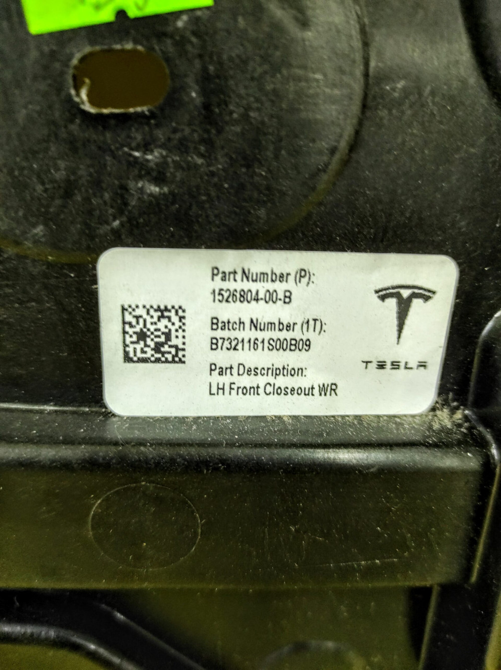 Tesla Model Y 2020-2024 Front Left Door Glass Regulator Closeout Panel OEM (new) 1526804-00-D  Photo №3