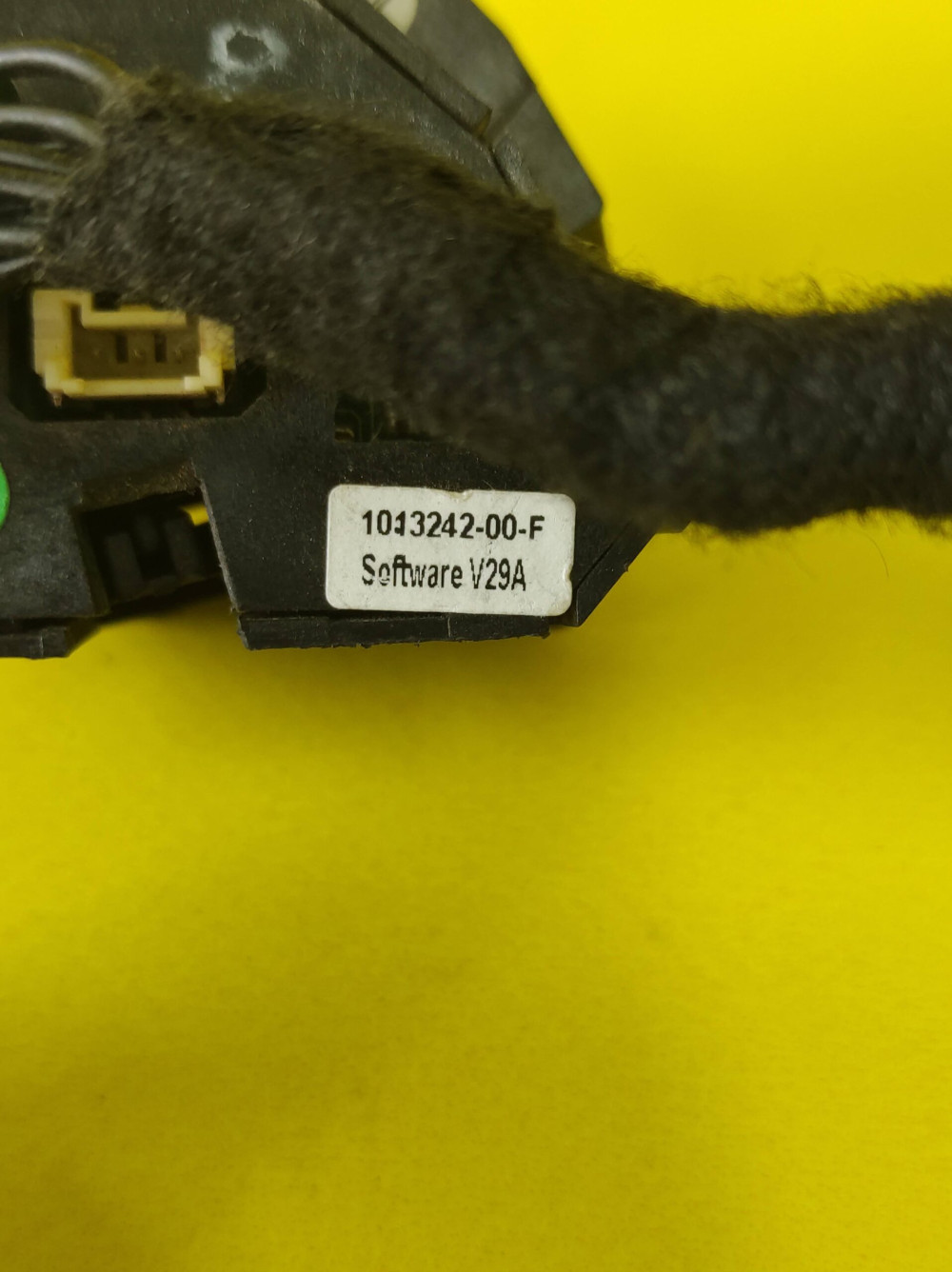 Модули кнопок управления в рулевом колесе Tesla Model S 2012-2021, X 2015-2021 1013242-00-F  Фото №5