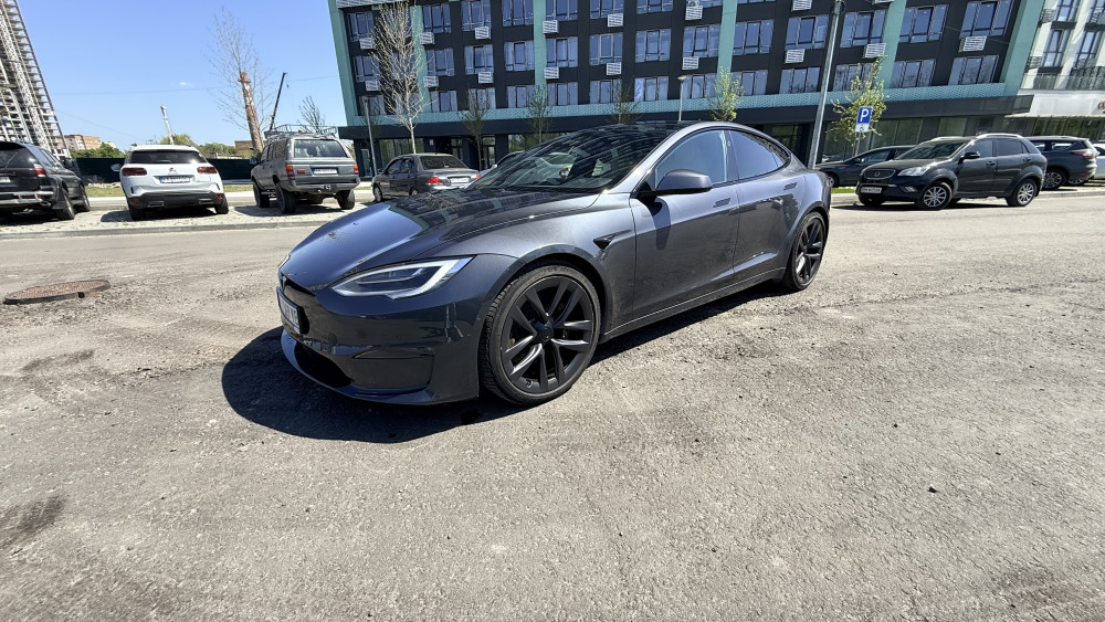 Tesla Model S Plaid 2021  Фото №5