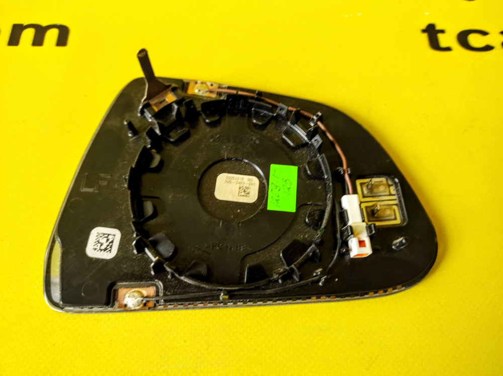 Tesla Model 3 2017-2023 Front Left Side Exterior Mirror Electro Chrome Heated Glass OEM (used) 1130651-00-A  Photo №3