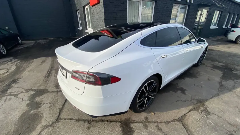 Tesla Model S AP 1 85D 2015  Фото №17