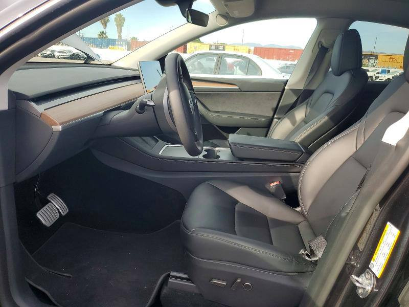 Tesla Model Y DM 2025  Фото №6