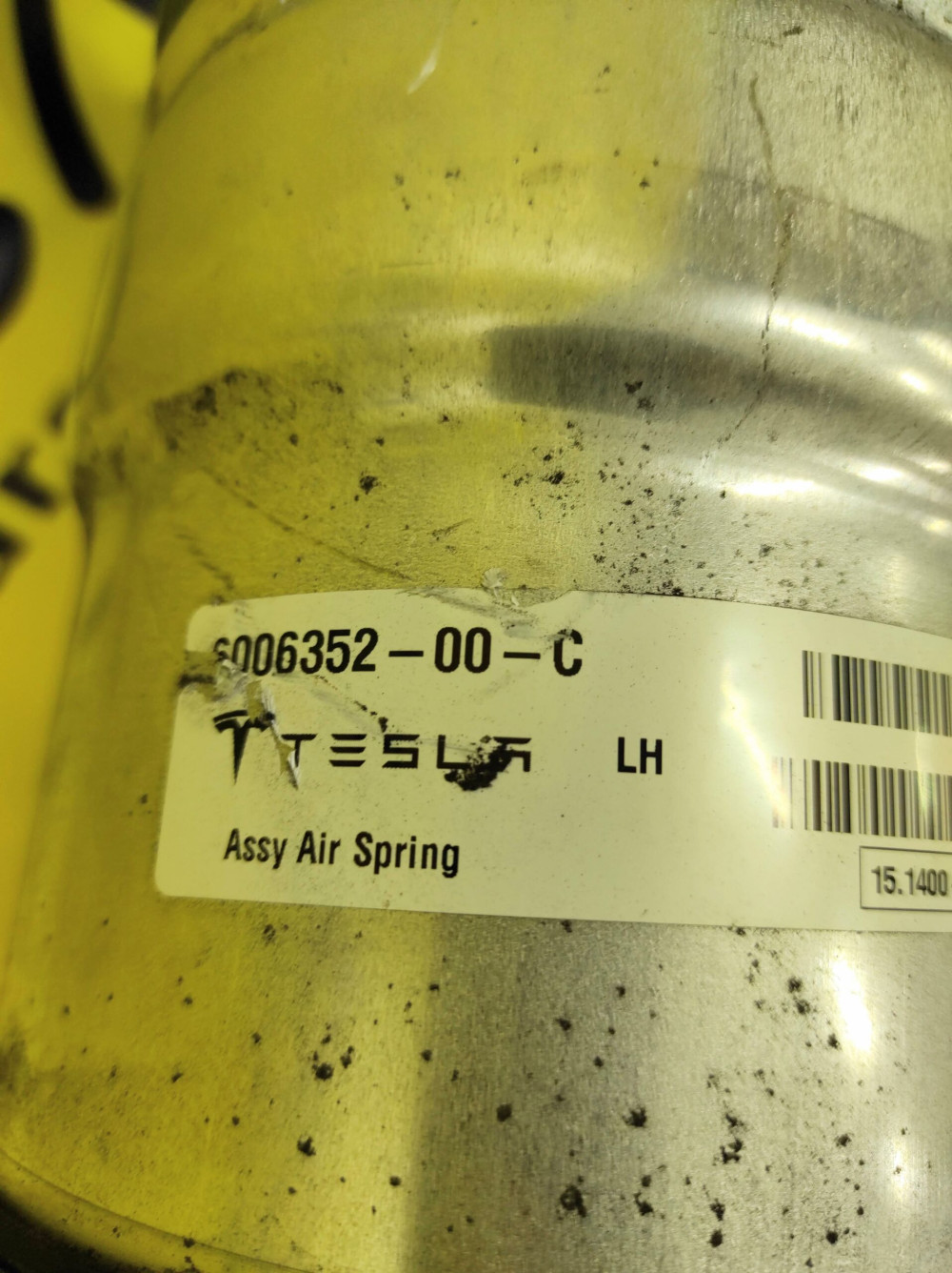 Tesla Model S 2012-2016 Rear Left Side Air Suspension Air Spring Module S2, S3 RWD OEM (used) 6006352-00-D  Photo №5