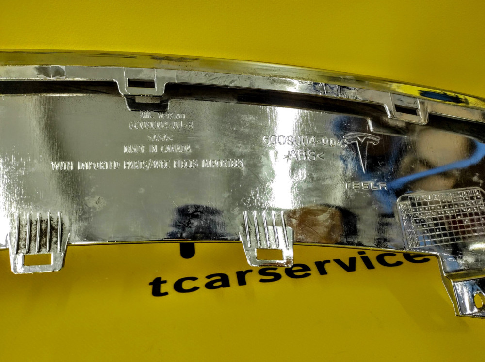 Tesla Model S 2012-2016 Rear Fascia Lower Trim Chrome OEM (used) 6009004-00-C  Photo №3