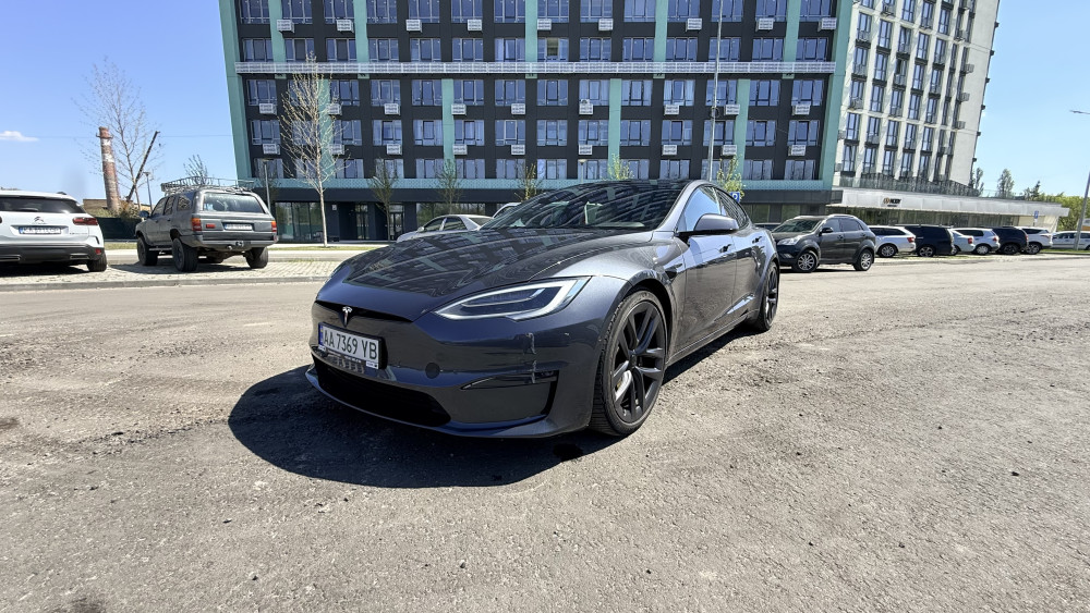 Tesla Model S Plaid 2021  Фото №4
