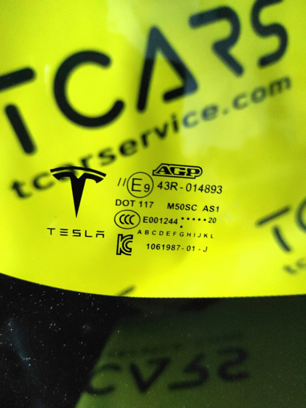 Лобовое стекло с подогревом АП 2.5/3.0 Tesla Model S 2017-2021 1061987-01-J  Фото №3