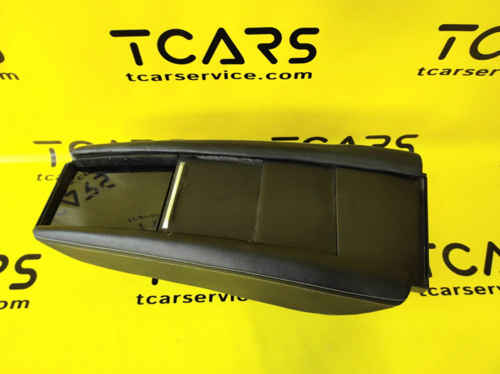 Вещевое отделение (вставка) в центральную консоль аналог Tesla Model S 2012-2016 1055149-00-X  Фото №4