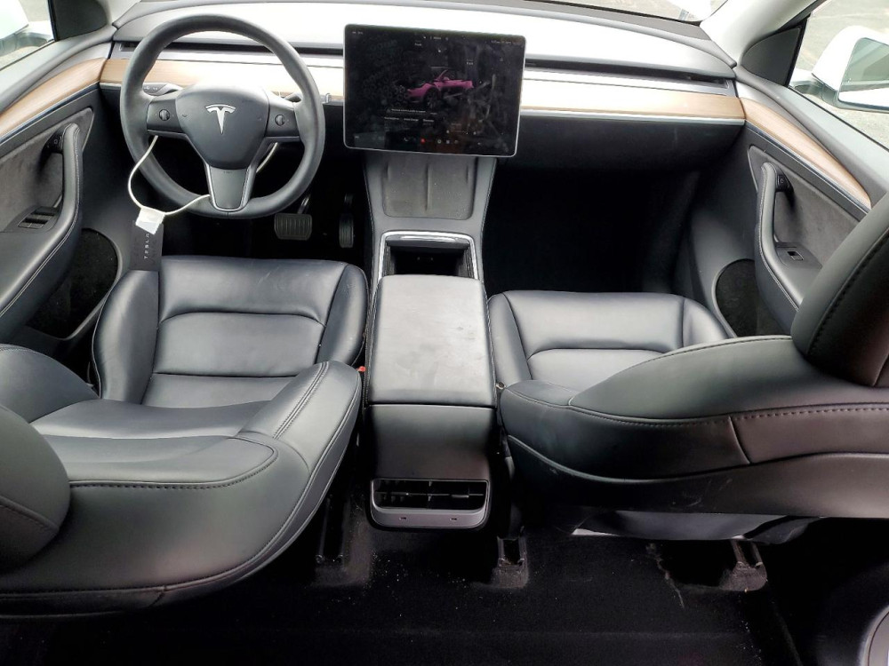 Tesla Model Y 2023  Фото №7