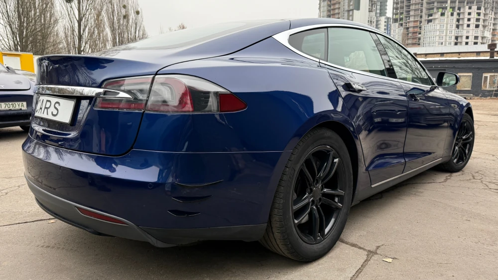 Tesla Model S AP 2.0 75 2016  Photo №6