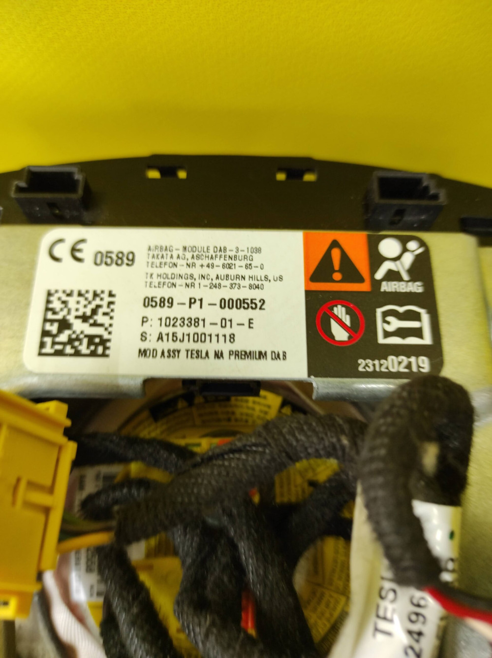 Подушка безпеки в кермо (шкіра) без опції обігріву рульового колеса USA Tesla Model S 2012-2021, X 2015-2021 1023381-01-E  Фото №4