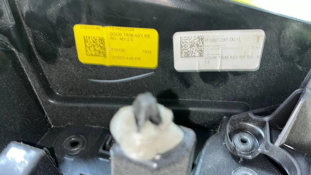 Карта дверей задніх правих  (чорна) Tesla model Y 20-25 1697297-01-I  Фото №4