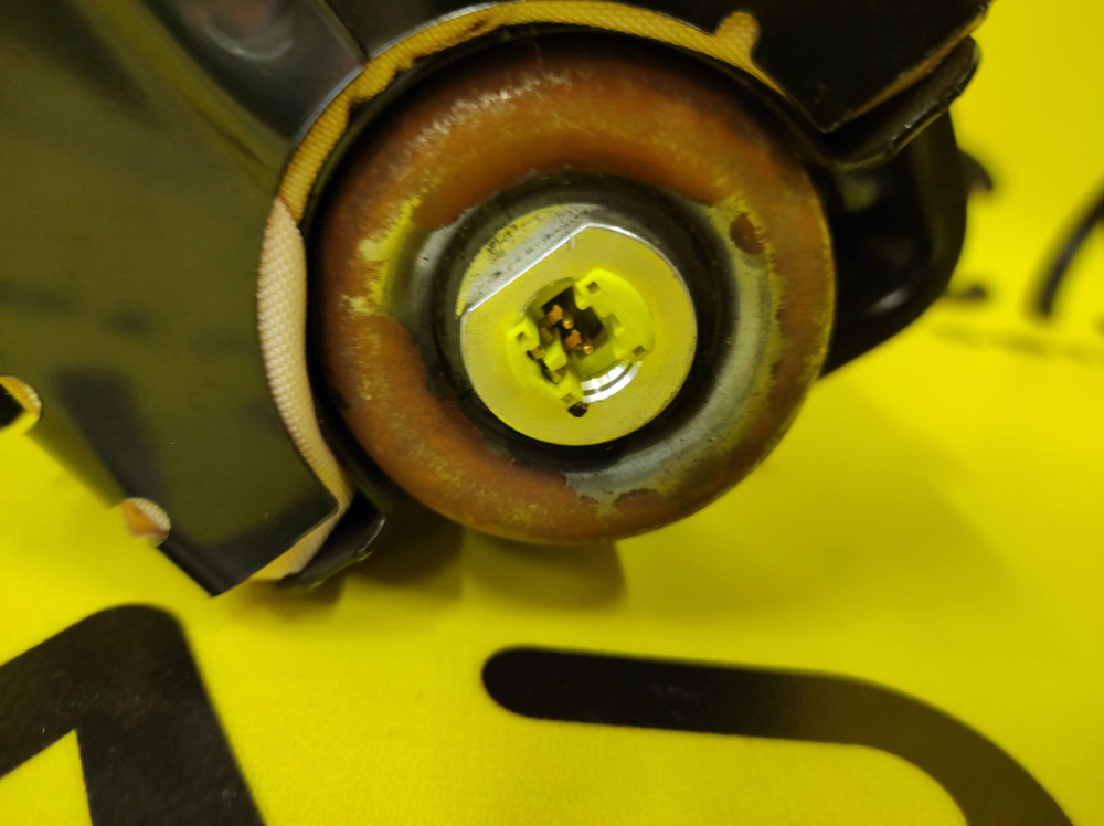 Подушка безопасности в панели приборов сторона пассажира Tesla Model S 2012-2021 1005256-00-C  Фото №7