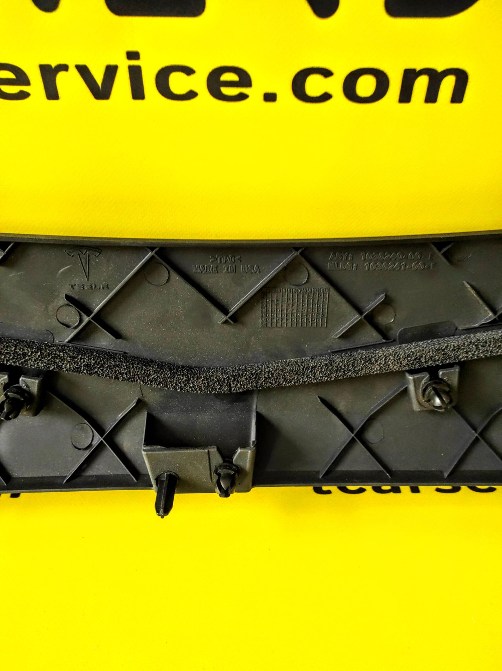 Tesla Model X 2015-2021, XP 2021- Front Trunk Back Panel Cover OEM (new) 1036240-00-E(1616970-00-B)  Photo №3