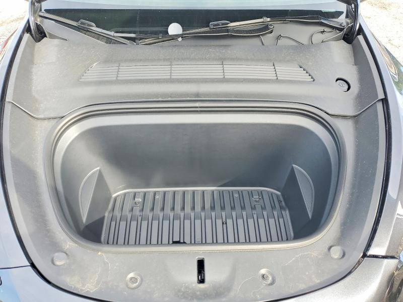 Tesla Model Y DM 2025  Фото №9