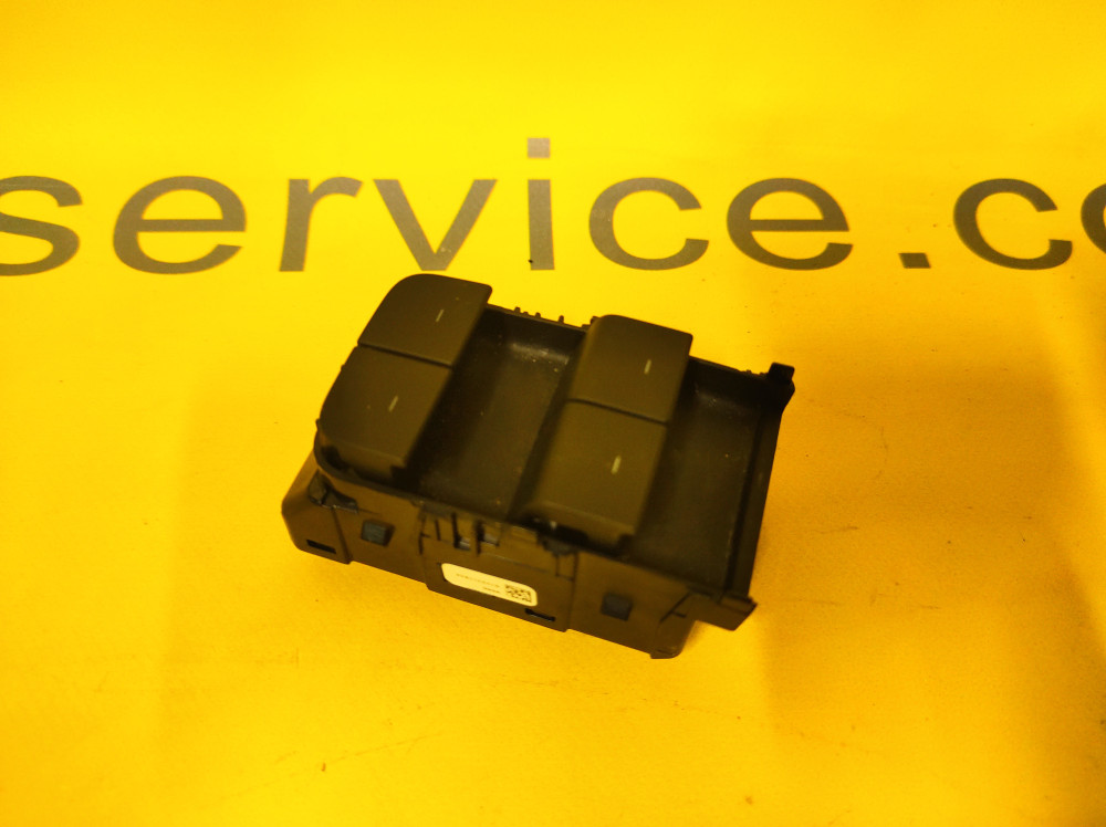 Блок кнопок управління склопідіймачами в карті дверей водія - матовий Tesla Model Y 2020-2025, 3 2017-2023 1081037-02-G  Фото №4