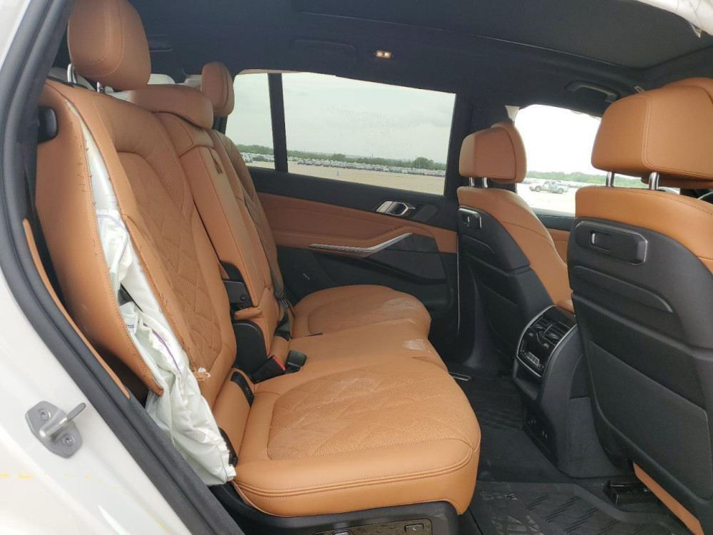 Bmw X7 Xdrive40I 2024  3.0L  Фото №10