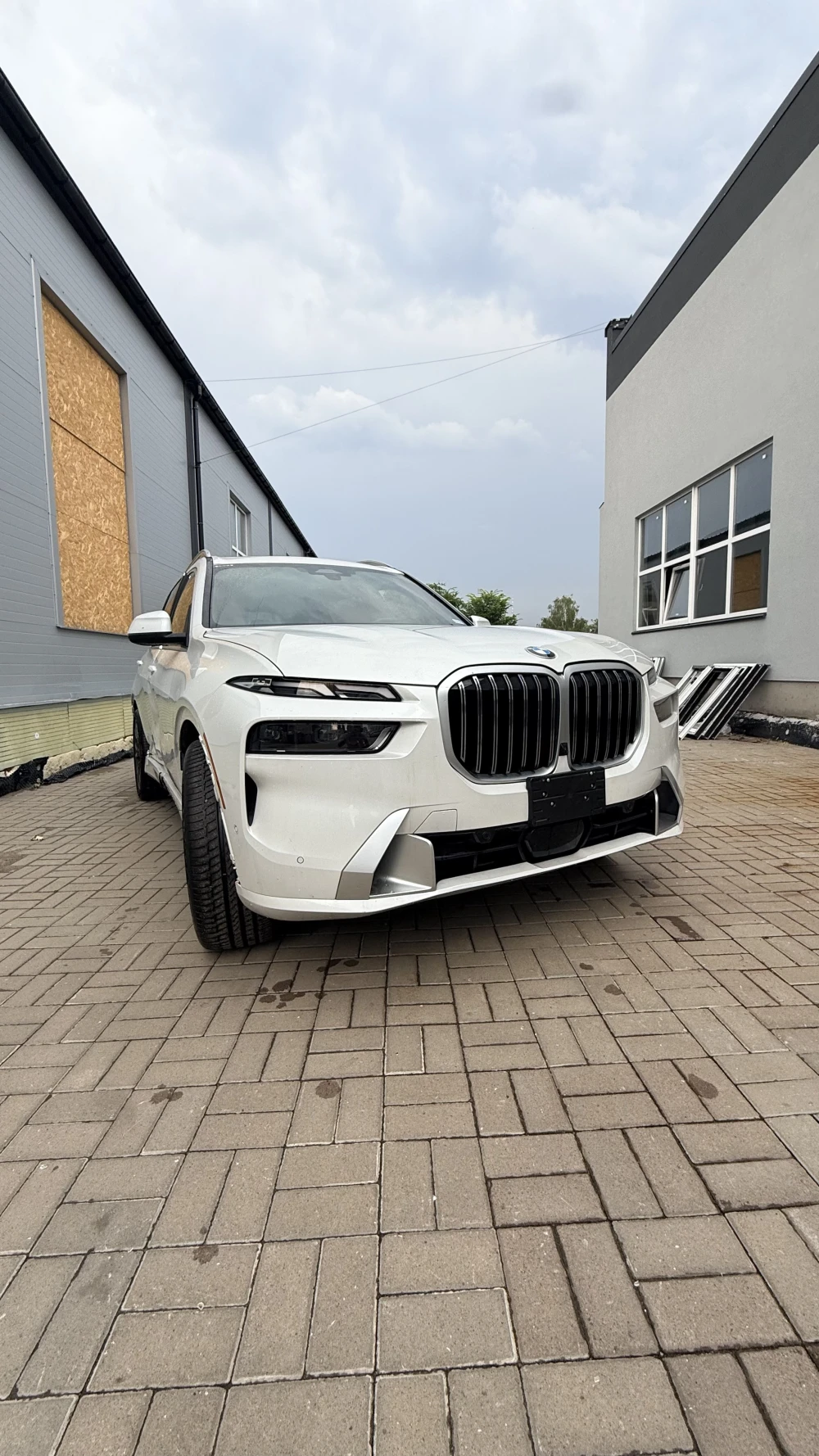 Bmw X7 Xdrive40I 2024  3.0L  Фото №3