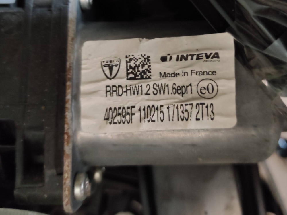 Стеклоподъёмник в сборе задний правый Tesla Model S 2012-2021 6006377-00-L  Фото №3