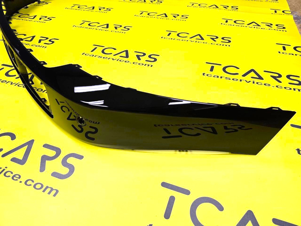 Молдінг центральний переднього бампера (чорний) RIVIAN R1 PT00080423-B  Фото №4