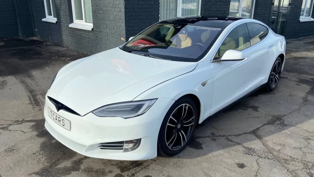 Tesla Model S AP 1 85D 2015  Фото №4