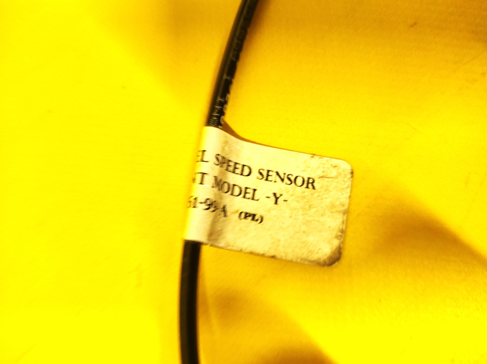 Tesla Model Y 2020-2025, 3 2017-2023 Front Wheel Speed Sensor OEM (used) 1188761-00-A  Photo №3