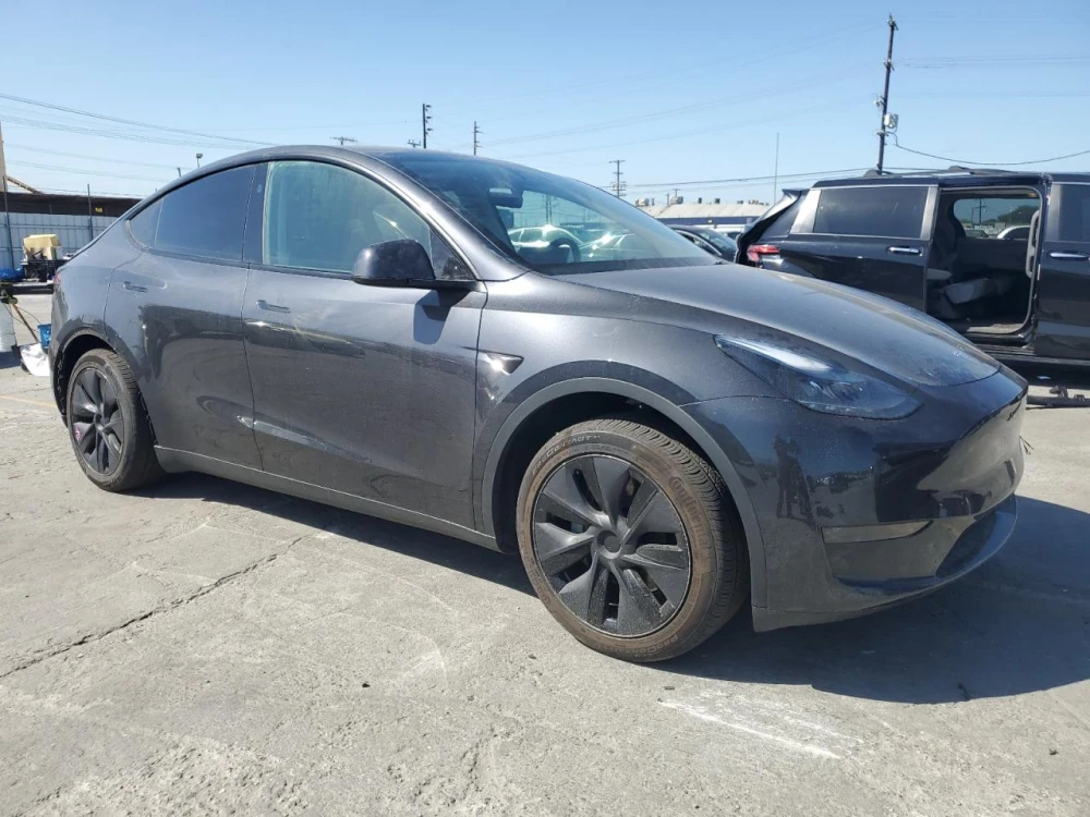 TESLA MODEL Y 2025  Фото №4