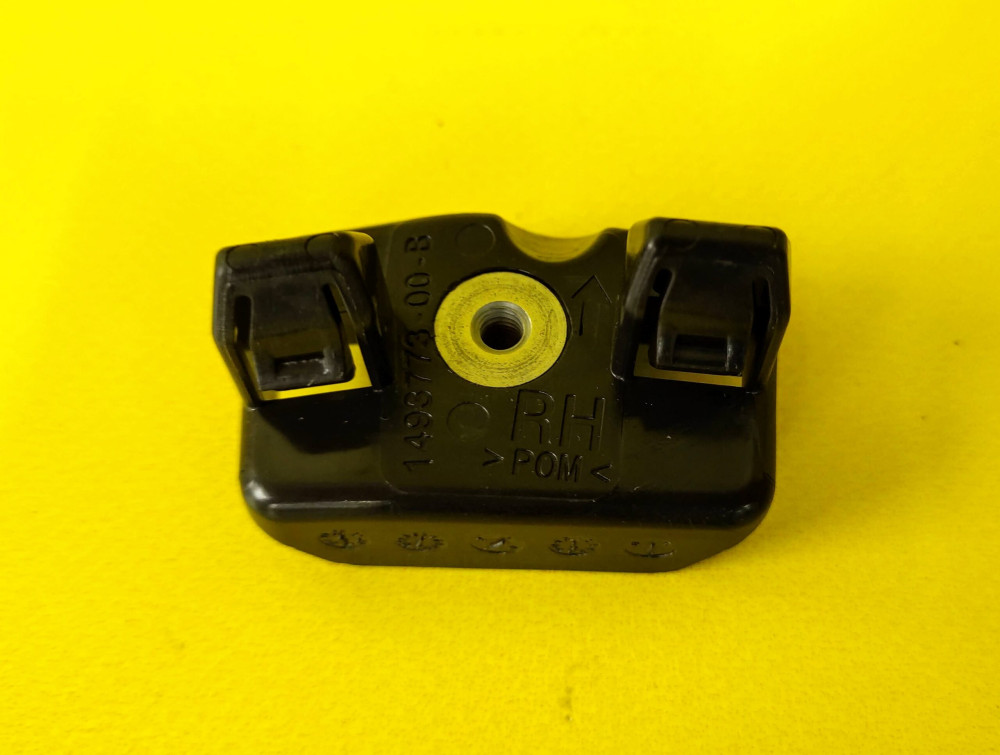 Tesla Model Y 2020-2025 Front Bumper Support Bracket Plastic Central RH OEM (new) 1493773-00-B  Photo №3