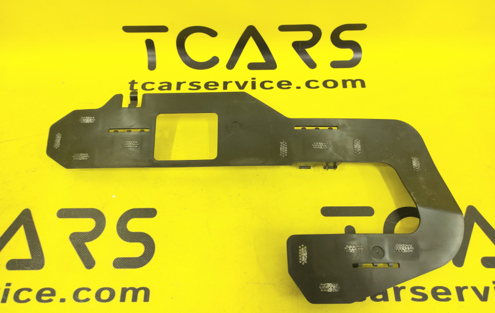 Кронштейн переднего бампера противотуманной фары правой Tesla Model SP 2021- 1564692-00-A  Фото №3