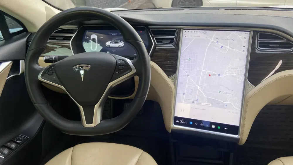 Tesla Model S AP 1 85D 2015  Фото №26