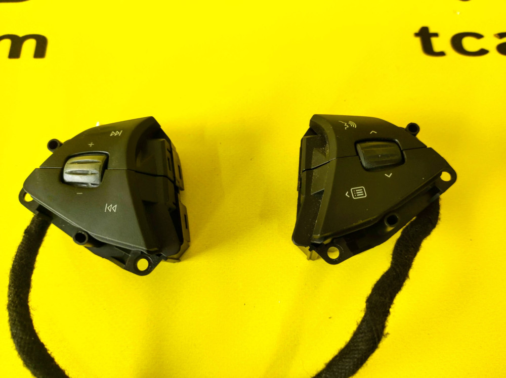 Модули кнопок управления в рулевом колесе Tesla Model S 2012-2016 1013242-00-B  Фото №3