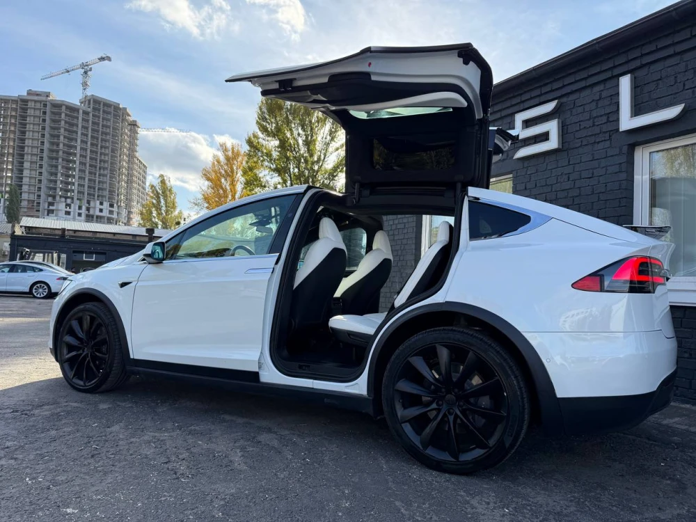 Tesla Mode X Long Range plus 2020 3 AP  Photo №6