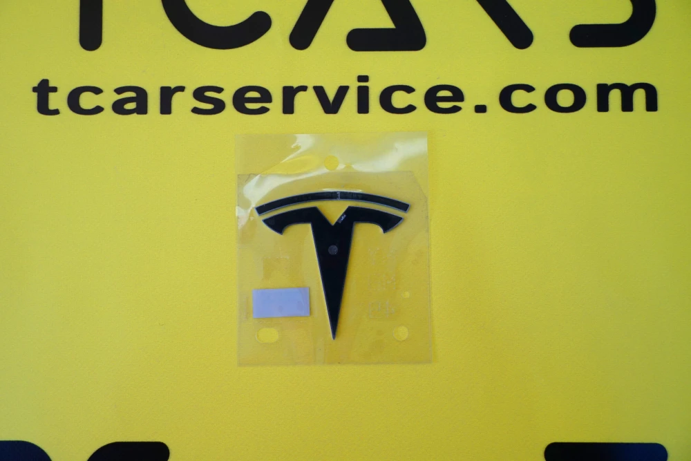 Tesla Model Y,3 Hood Logo Emblem OEM 1494949-00-A  Photo №2